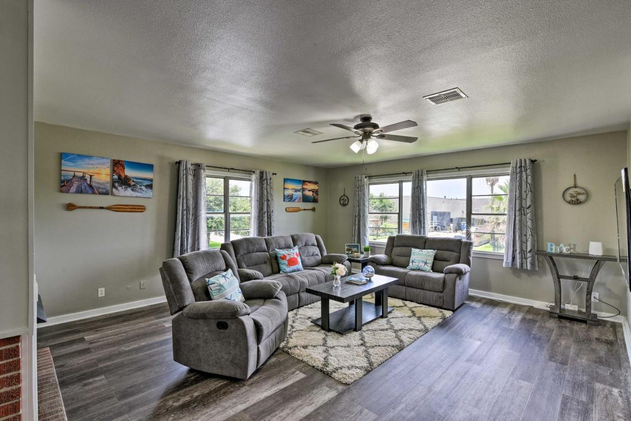 Spacious And Modern Family Duplex In Galveston! エクステリア 写真
