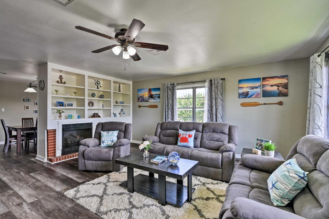 Spacious And Modern Family Duplex In Galveston! エクステリア 写真